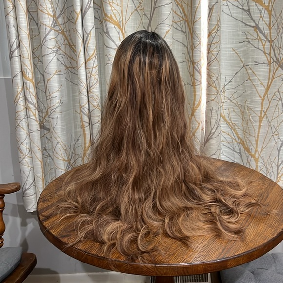 29. Auburn Very Long Gentle Waves Wig adjustable cap - Picture 2 of 2